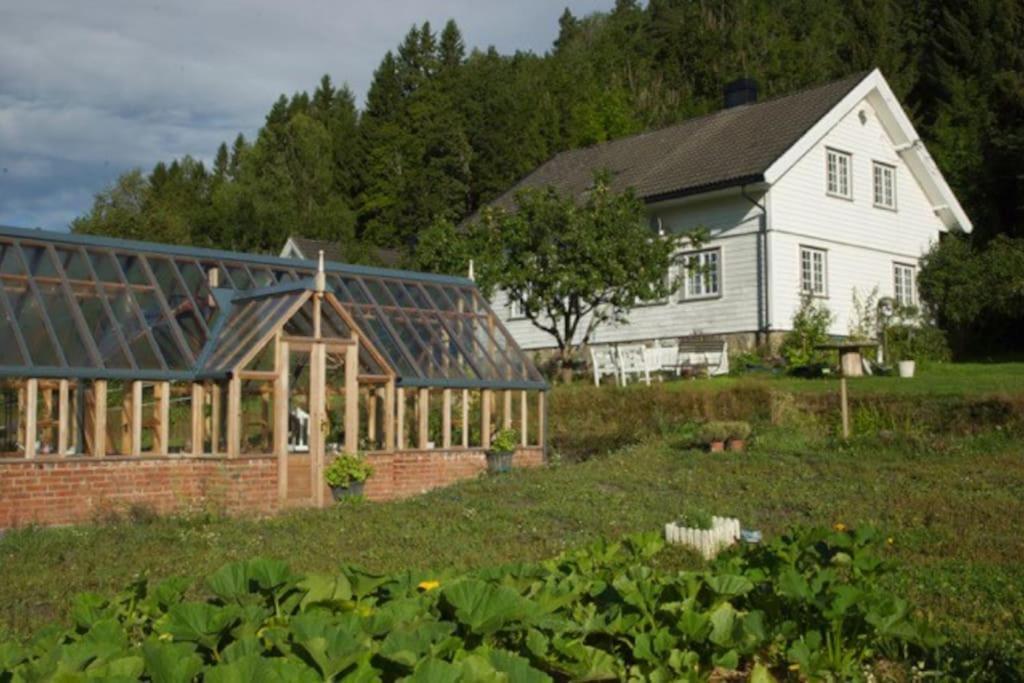Idyllic Small Farm Appartment Tønsberg Eksteriør billede